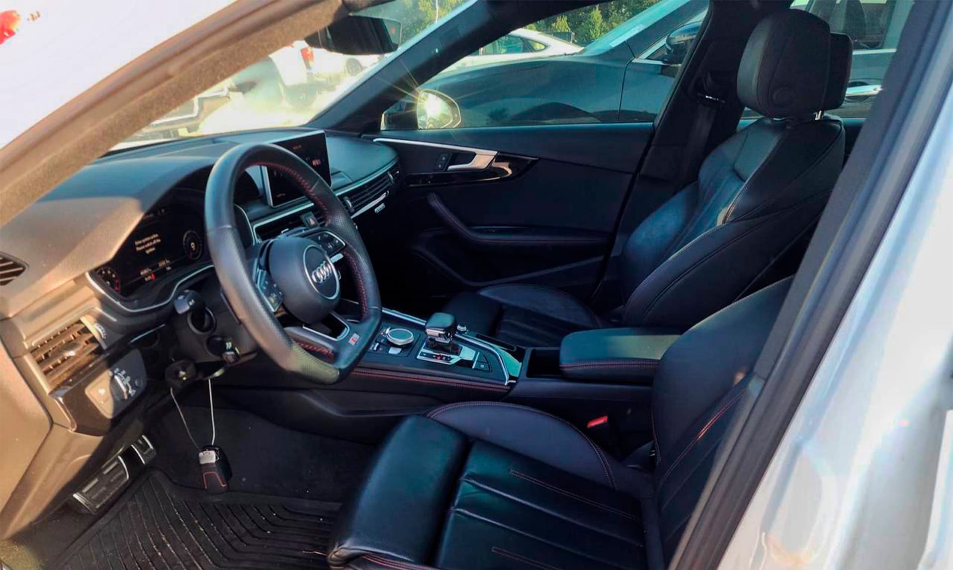 Audi A4 Sedan Premium Plus - фото 5