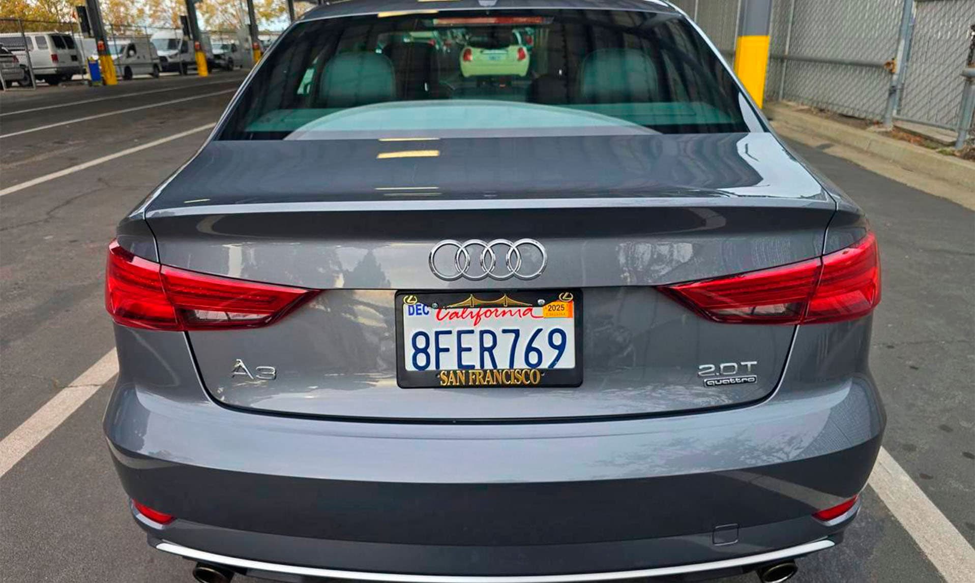 Audi A3 Sedan Premium - фото 4