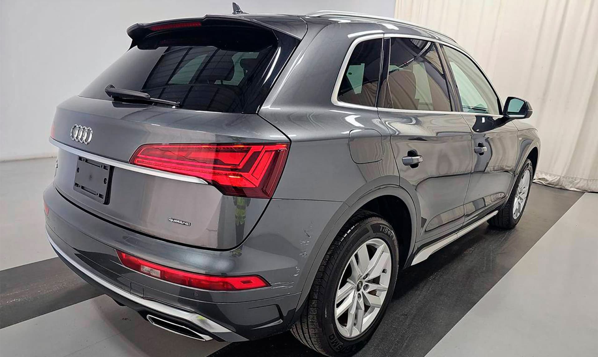 Audi Q5 S line Premium - фото 3