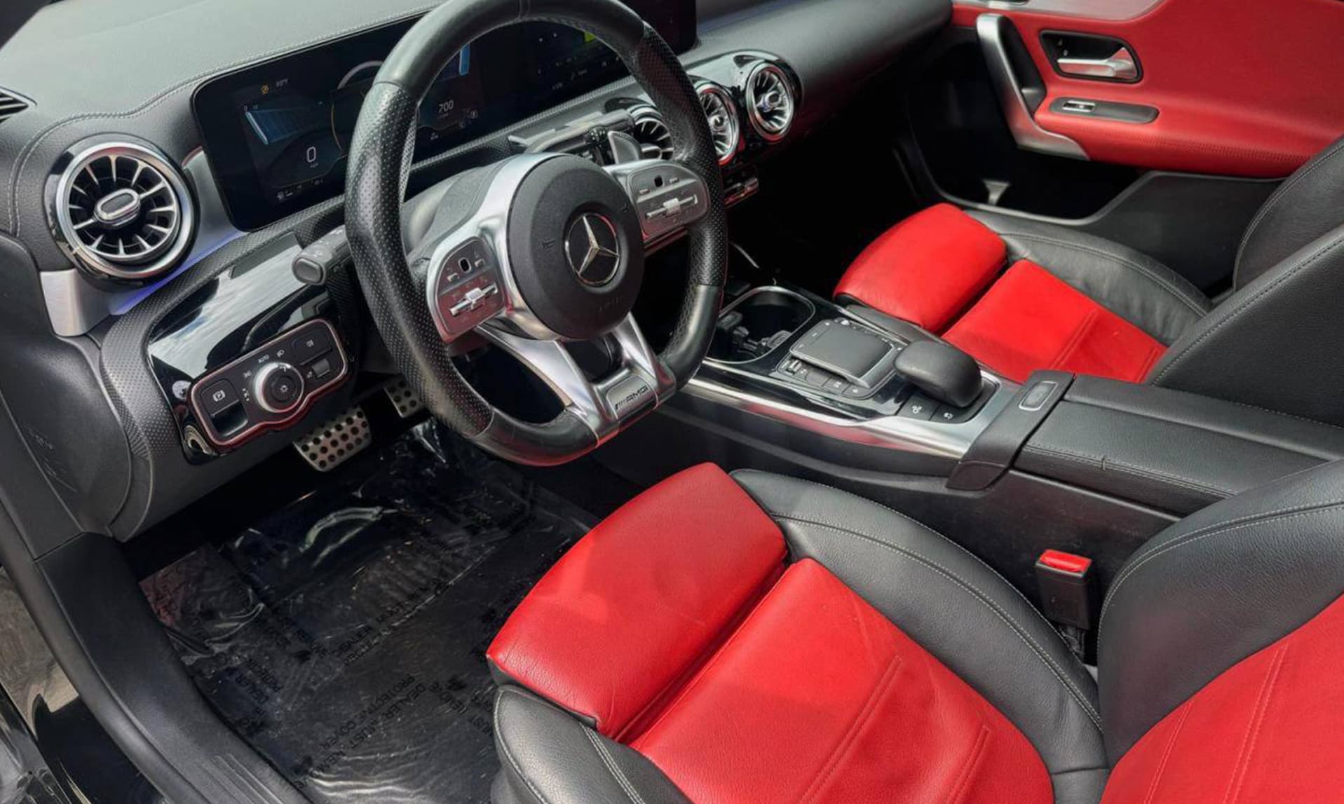 Mercedes-Benz A 35 AMG - фото 5