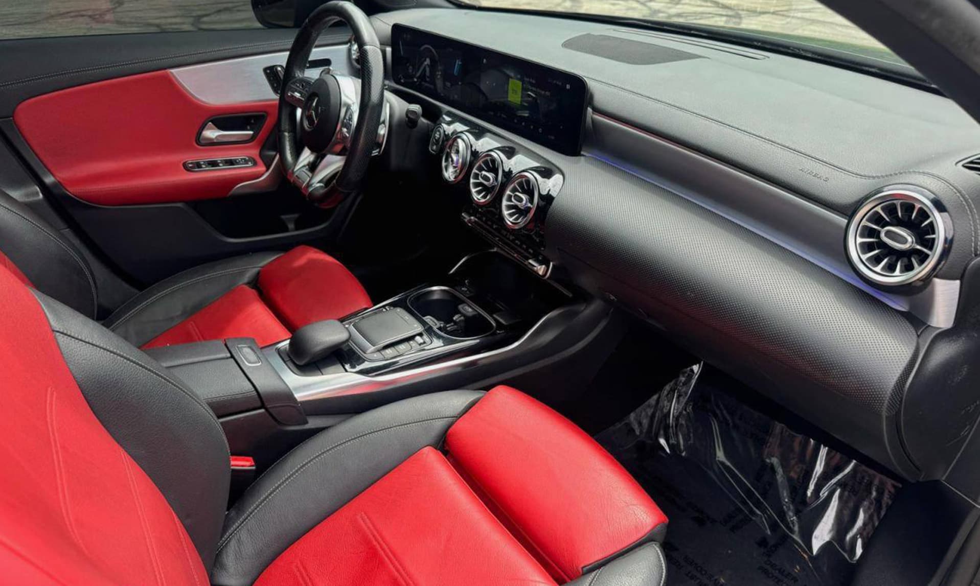 Mercedes-Benz A 35 AMG - фото 6