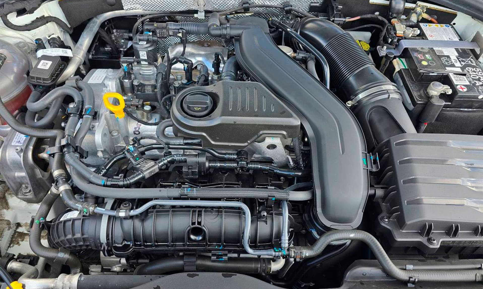 Volkswagen Jetta SE - фото 9