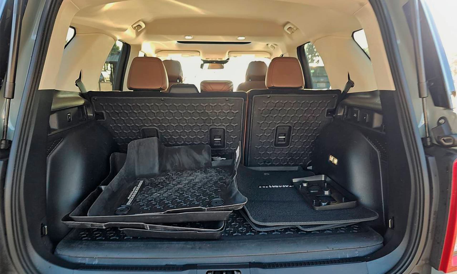 Ford Escape Hybrid SEL - фото 13