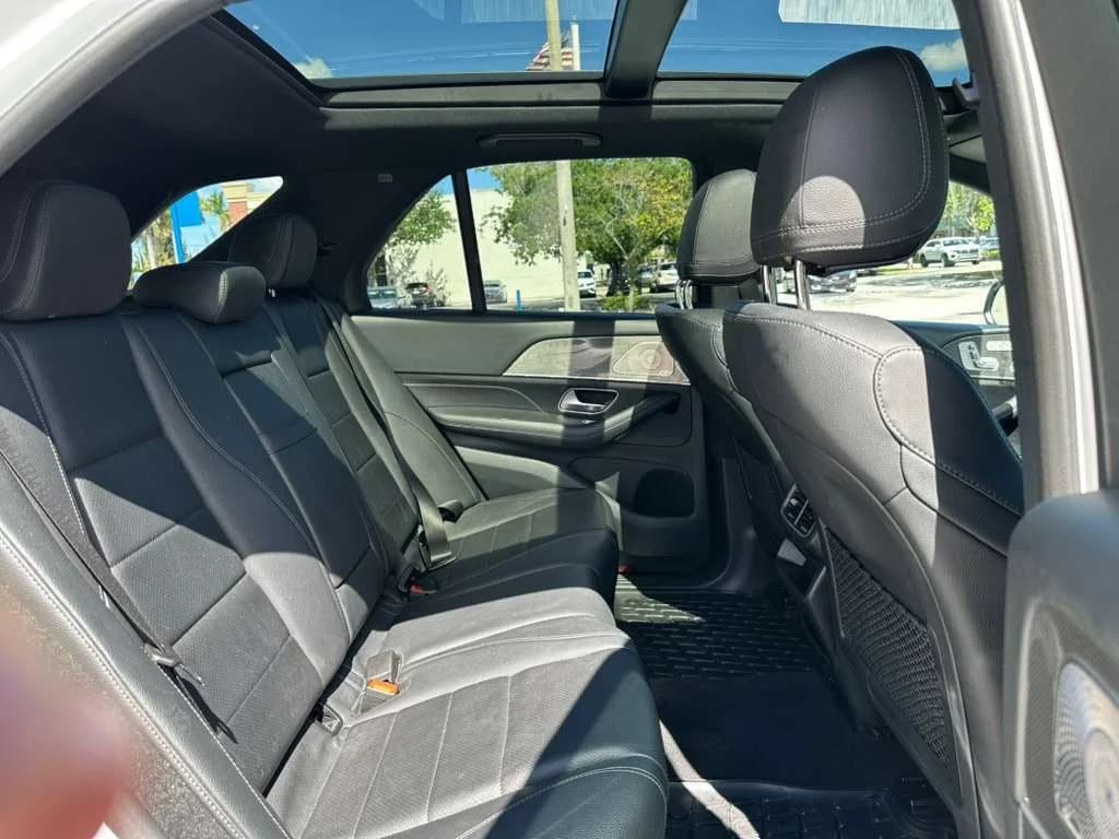 Mercedes-Benz Maybach GLS 600 - фото 9